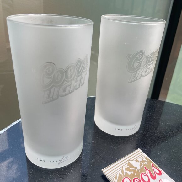 Coors Light Frosted Glass Lot of 2 and Vtg Coors is Coming Button - Picture 3 of 5
